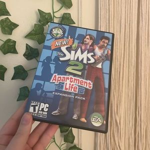 The Sims 2 Apartment Life (PC, Used, Good Condition)
